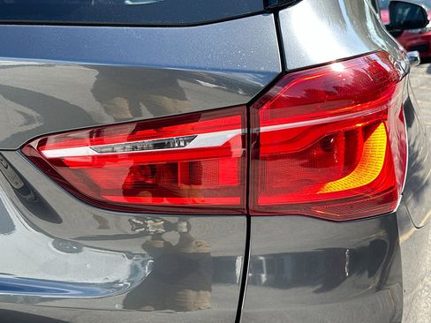 Used 2018 BMW X1 sDrive28i w/ Convenience Package image 32
