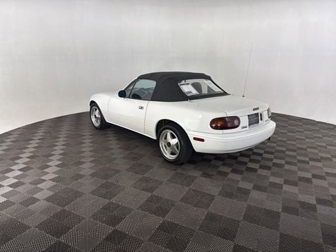 Used 1990 MAZDA MX-5 Miata image 7