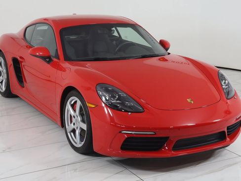 Used 2023 Porsche 718 Cayman S w/ Sport Chrono Package image 66