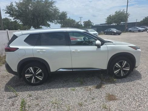 Used 2023 Nissan Rogue SL w/ SL Premium Package AWD/4WD image 3