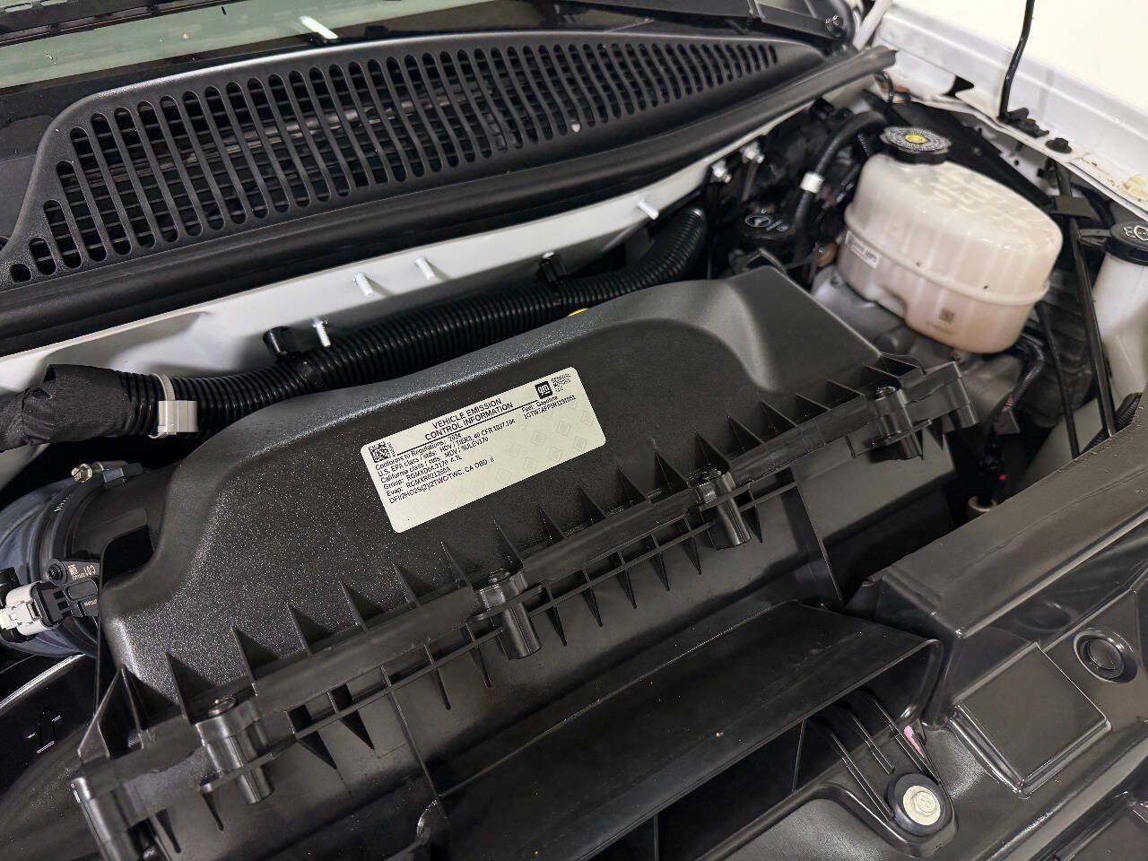 Used 2024 GMC Savana 2500 w/ Driver Convenience Package RWD image 81