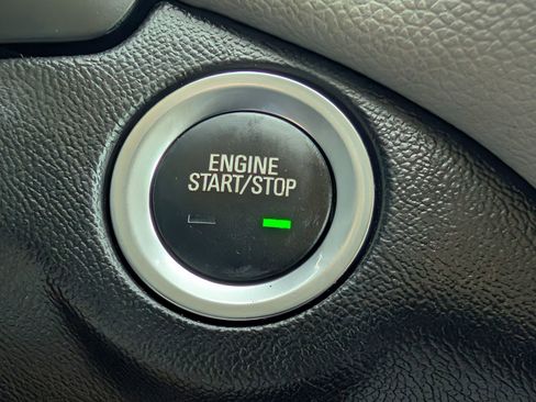 Used 2022 Chevrolet Equinox LT image 31