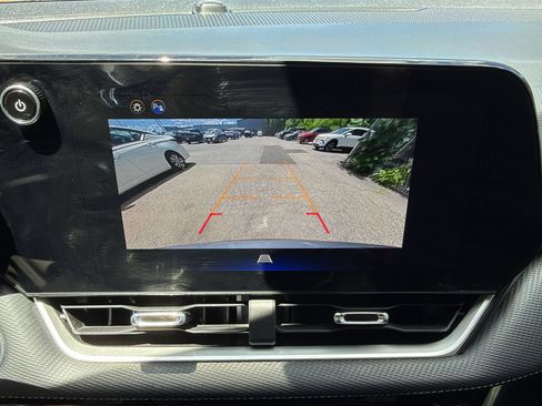 Used 2025 Chevrolet Equinox LT AWD/4WD image 23