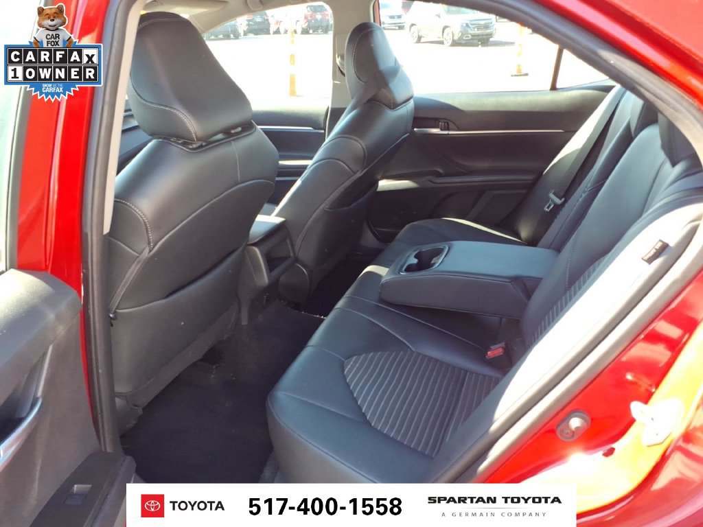 Used 2024 Toyota Camry SE FWD image 11