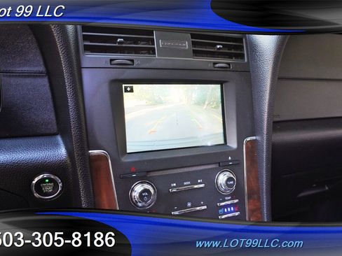 Used 2017 Lincoln Navigator Select AWD/4WD image 42