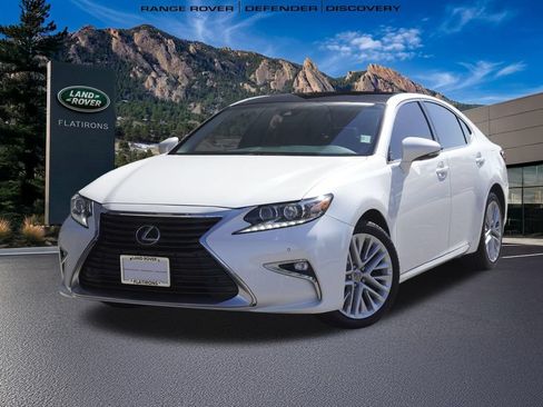 Used 2017 Lexus ES 350 w/ Luxury Package FWD image 1