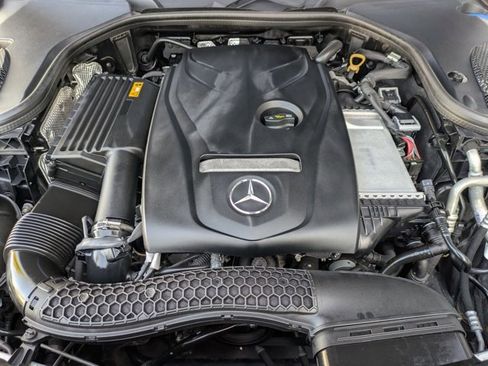 Used 2019 Mercedes-Benz E 300 image 21