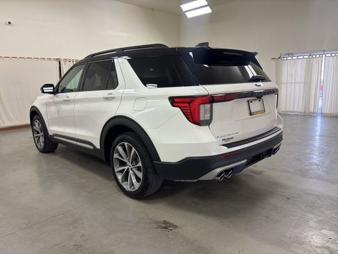 Used 2025 Ford Explorer Platinum w/ Ultimate Package image 6