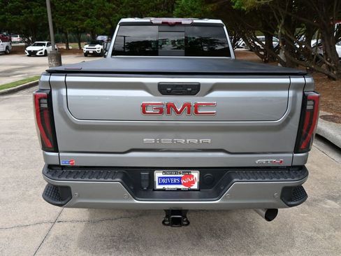 Used 2024 GMC Sierra 2500 AT4 w/ AT4 Premium Plus Package AWD/4WD image 33