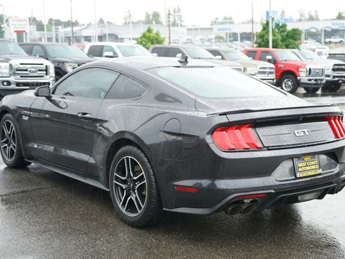 Used 2022 Ford Mustang GT RWD image 3