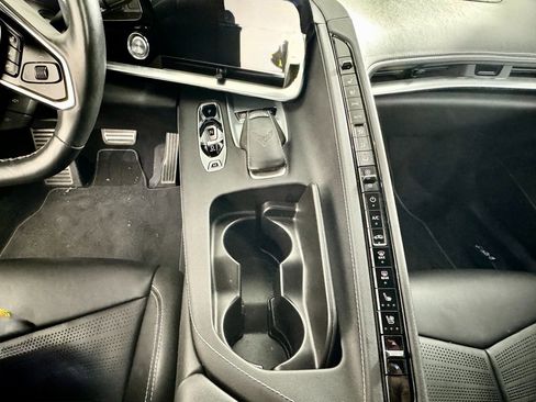 Used 2021 Chevrolet Corvette Stingray Preferred Conv w/ Z51 Performance Package image 26