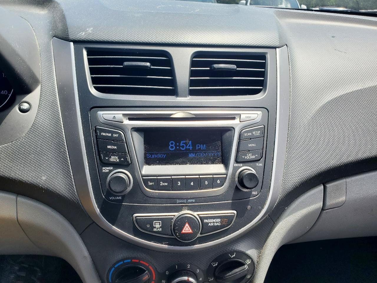 Used 2016 Hyundai Accent SE FWD image 17