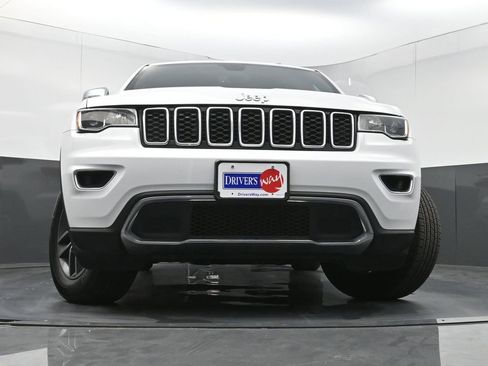Used 2019 Jeep Grand Cherokee Limited image 26