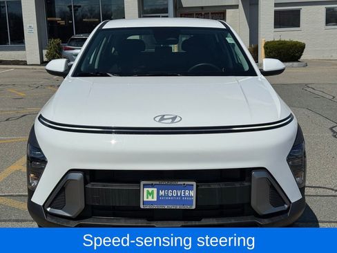 Used 2026 Hyundai Kona SE image 9