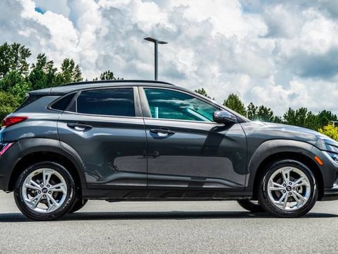 Used 2023 Hyundai Kona SEL FWD image 6