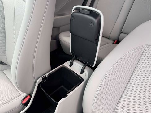New 2026 Hyundai Kona SEL Premium AWD/4WD image 19