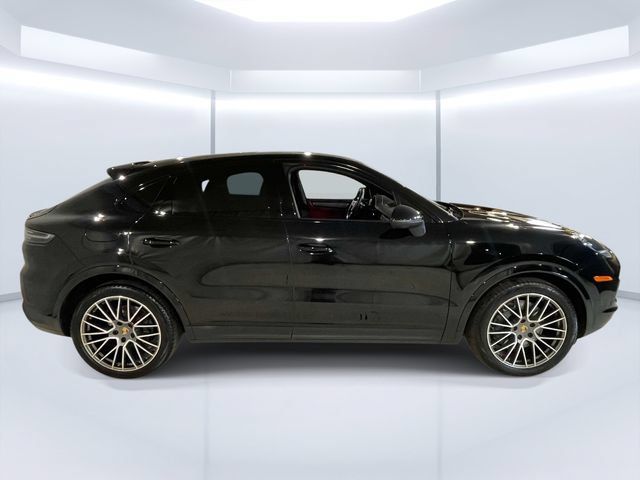 Used 2023 Porsche Cayenne S AWD/4WD image 8