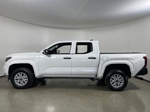 New 2026 Toyota Tacoma SR image 6