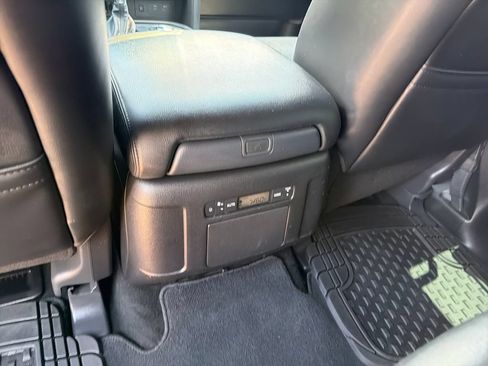 Used 2023 Nissan Armada SL w/ Midnight Edition Package RWD image 34