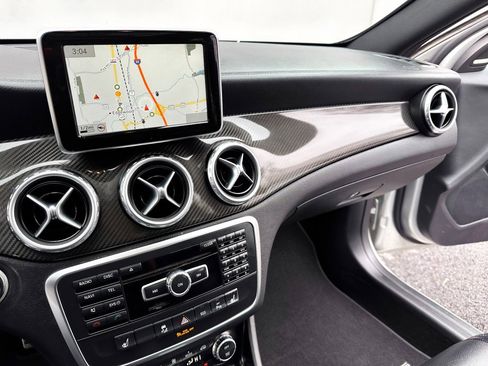 Used 2015 Mercedes-Benz GLA 45 AMG 4MATIC w/ Driver Assistance Package image 24