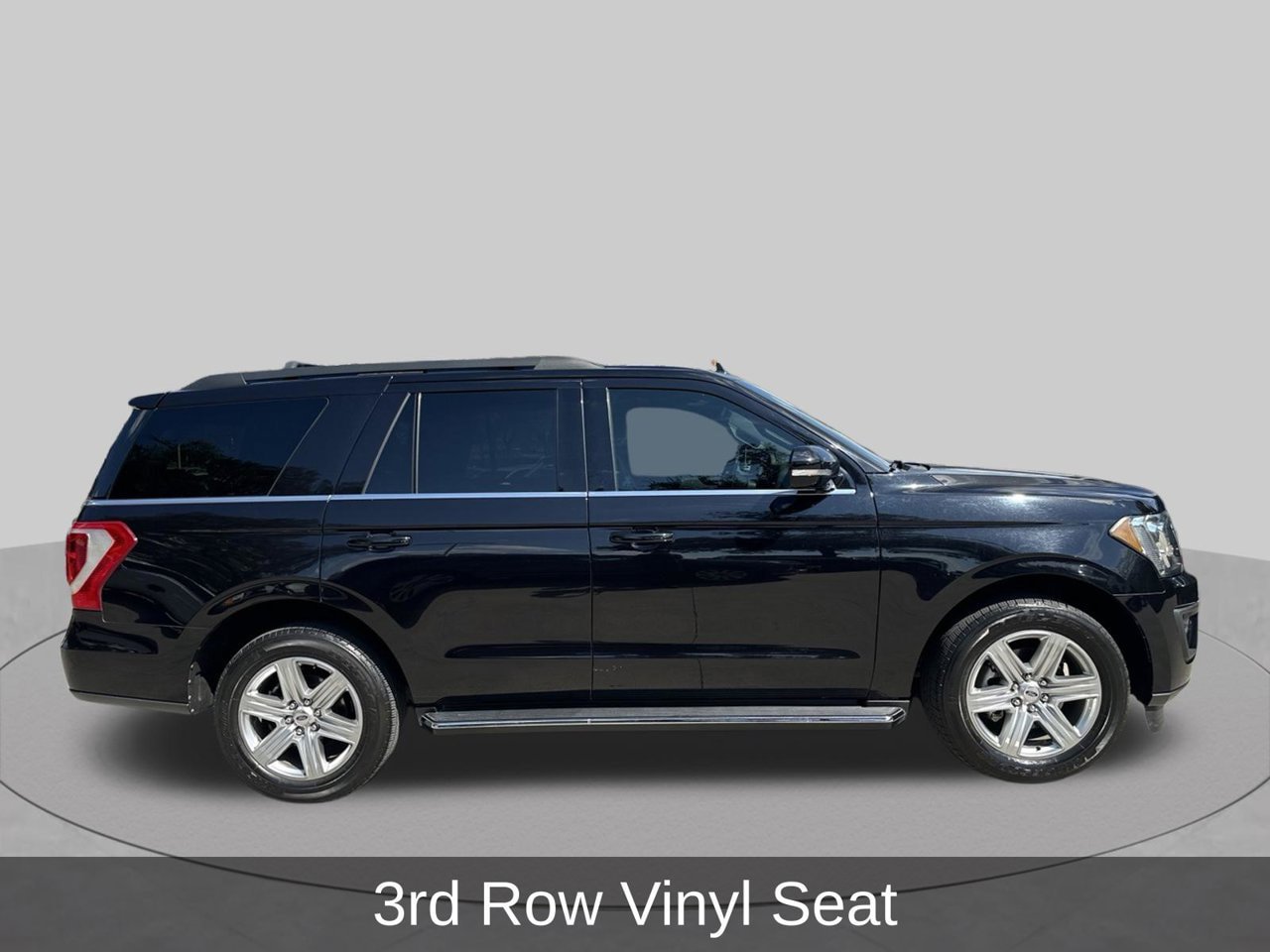 Used 2020 Ford Expedition XLT w/ Equipment Group 202A RWD image 6
