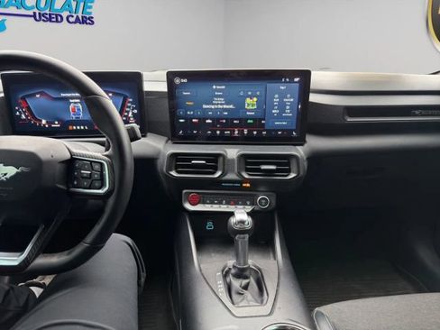 Used 2024 Ford Mustang Coupe image 12
