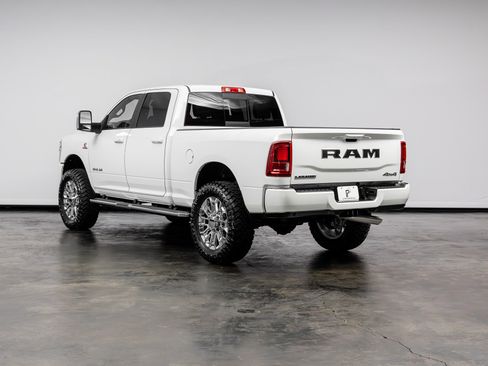 Used 2025 RAM 2500 Laramie image 17
