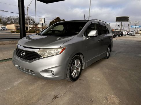 Used 2012 Nissan Quest LE image 4
