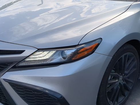 Used 2023 Toyota Camry XSE image 12