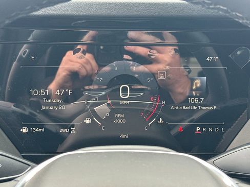 New 2026 GMC Yukon Elevation image 25