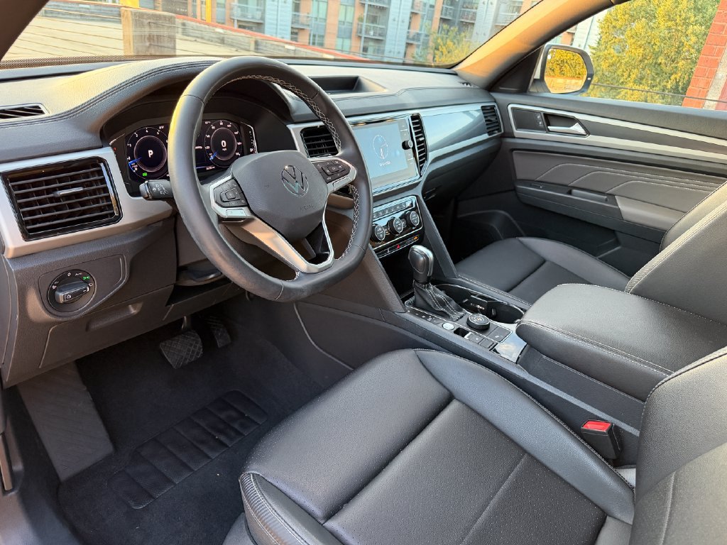 Certified 2023 Volkswagen Atlas Cross Sport SEL AWD/4WD image 10