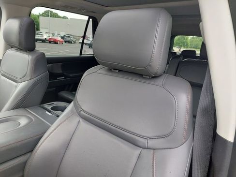 Used 2025 Ford Expedition Max Active AWD/4WD image 20
