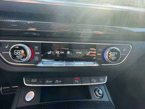 Used 2018 Audi SQ5 Premium Plus w/ S Sport Package image 24