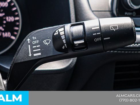 Used 2024 Nissan Rogue S AWD/4WD image 25