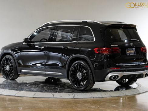 Used 2024 Mercedes-Benz GLB 35 AMG 4MATIC image 12