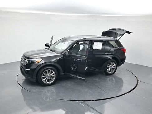 Used 2024 Ford Explorer Limited image 48