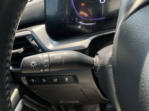 Used 2025 Kia Telluride S AWD/4WD image 46