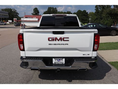 Used 2020 GMC Sierra 1500 SLE w/ SLE Value Package AWD/4WD image 4