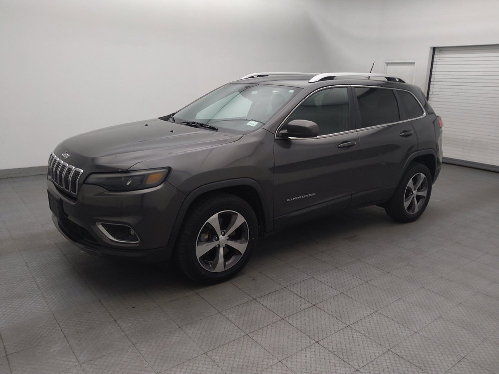 Used 2019 Jeep Cherokee Limited AWD/4WD image 2