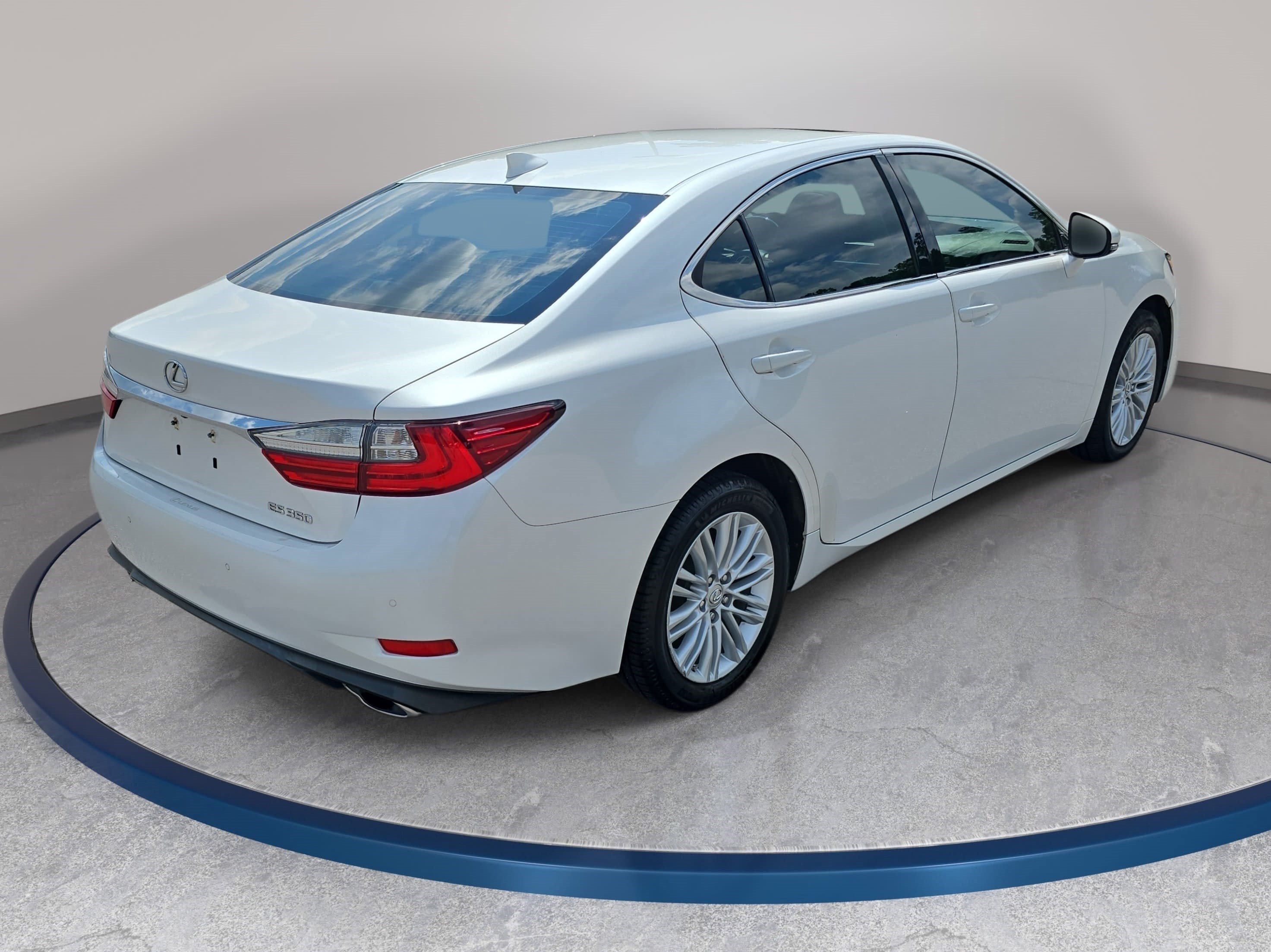 Used 2017 Lexus ES 350 w/ Premium Package FWD image 5