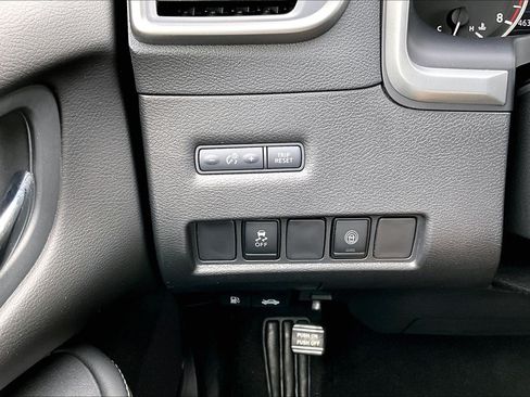 Used 2023 Nissan Murano SV w/ SV Midnight Edition Package FWD image 26