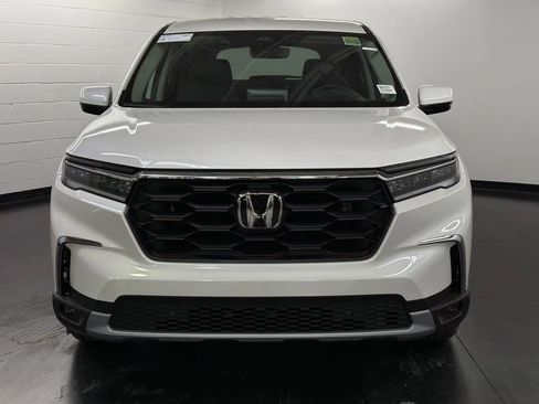 New 2025 Honda Pilot EX-L image 6