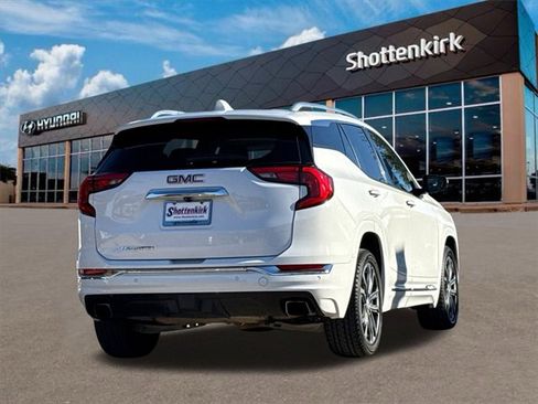 Used 2019 GMC Terrain Denali w/ Advanced Safety Package image 6