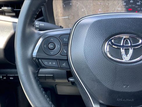 Used 2025 Toyota Corolla SE FWD image 23