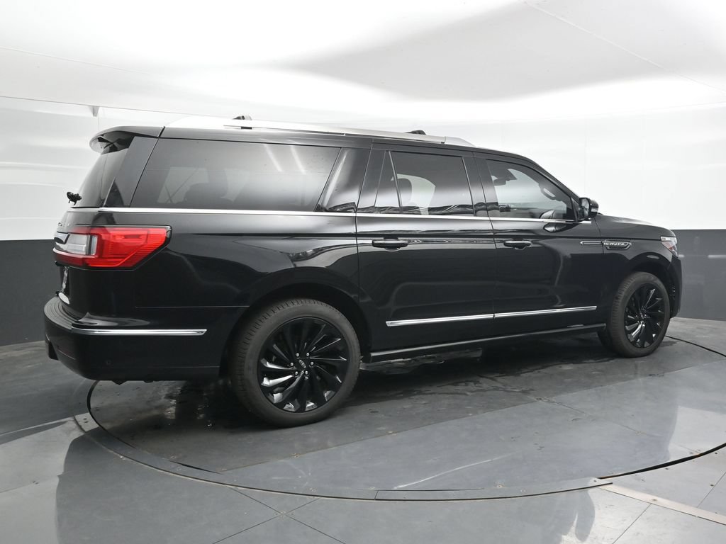 Used 2020 Lincoln Navigator L Reserve w/ Equipment Group 208A Reserve AWD/4WD image 2
