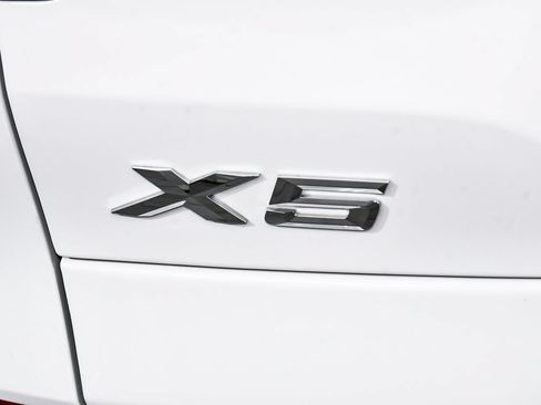 Used 2026 BMW X5 xDrive40i AWD/4WD image 91