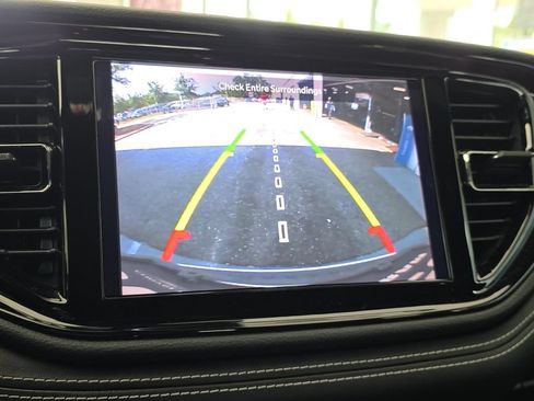 Used 2021 Dodge Durango SRT Hellcat w/ Technology Group AWD/4WD image 20