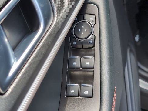 Used 2025 Ford Explorer ST RWD image 16