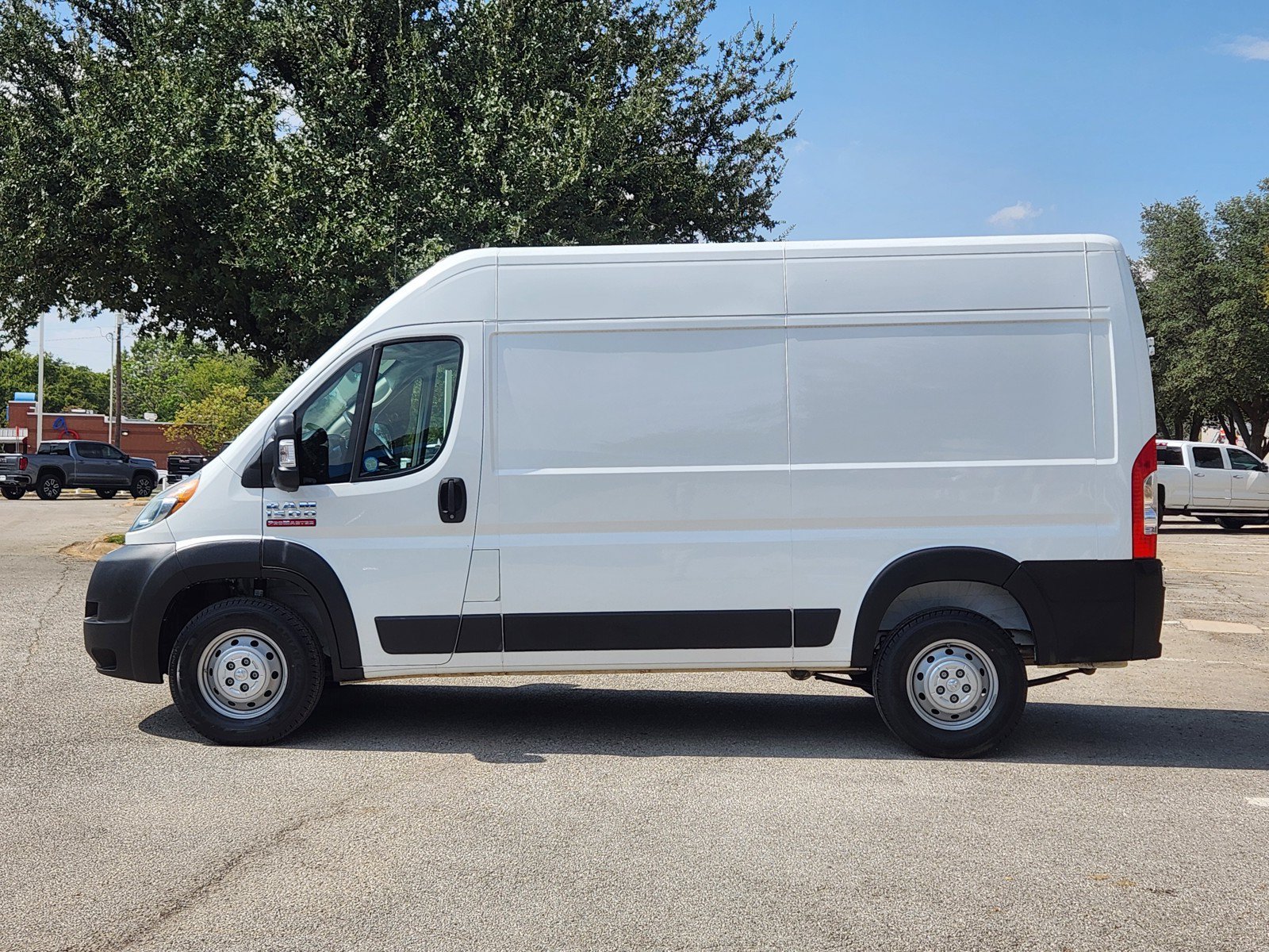 Used 2021 RAM ProMaster 1500 w/ Convenience Group FWD image 3