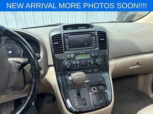 Used 2012 Kia Sedona EX w/ Luxury Pkg FWD image 11